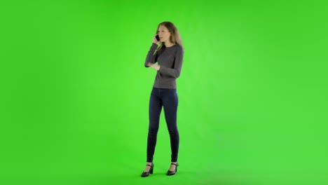 Kaukasische-Frau-Greenscreen-lässig-Ausschneiden