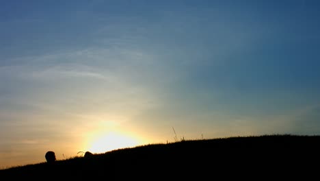 Fahren-Sie-in-die-Berge.