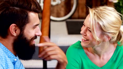 Hipster-couple-using-tablet