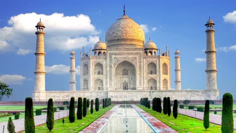 Hermoso-palacio-del-Taj-Mahal,-Agra,-India.