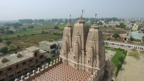 Aerial-view-of-Jain-temple-in-the-suburbs-of-Delhi