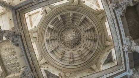 Rotating-ceiling,-interior-of-jainist-temple,-Rajasthan,-India