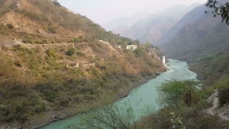 Ganga-Fluß-in-Uttarakhand