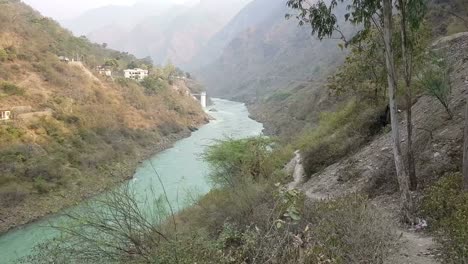 Ganga-Fluß-in-Uttarakhand