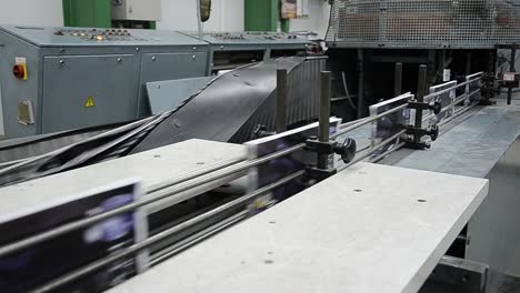 printed-book-production-line-into-press-plant-house