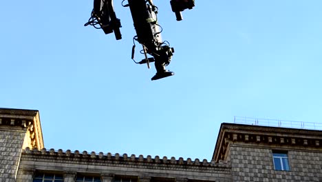 The-camera-on-the-crane
