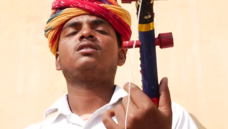 Musician-in-Jaipur,-India