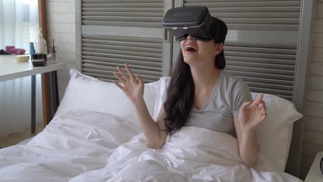 A-process-of-a-woman-using-VR-device.