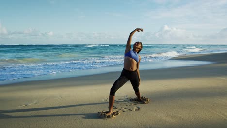 Frau-üben-Yoga-