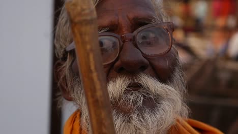 Retrato-de-un-santo-Sadhu-India