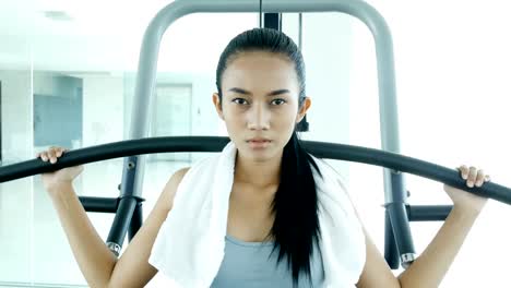 Asian-woman-Exercise-at-gym.-Sport-and-Reaction-concept.-4k-Resolution.