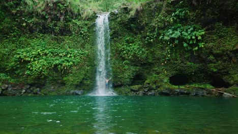 Tropical-Waterfall-Adventure