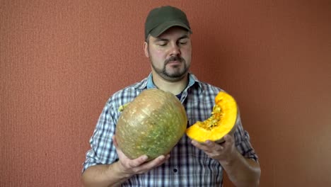 El-hombre-de-la-tapa-rompe-la-calabaza