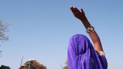 Nomadic-snake-folk-dance-of-nomadic-Rajasthani-tribe-being-performance-gracefully