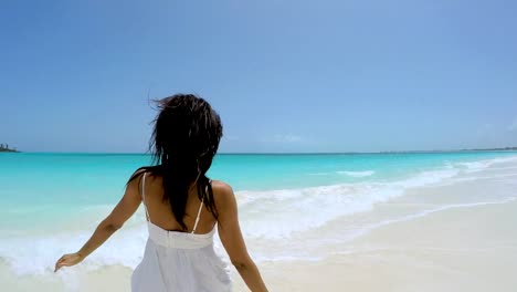 Selfie-portrait-of-African-American-girl-on-beach