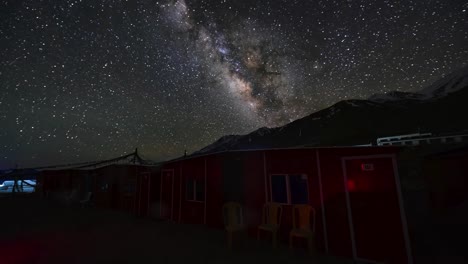 4k,-timelapse, The-Milky-Way-galaxy-moving-over-mountains-at-Pangong-Lake-in-Ladakh,-North-India.