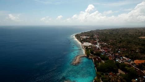 Antenne-sehen-schönen-Strand-auf-einer-tropischen-Insel.-Nusa-Penida,-Bali,-Indonesien