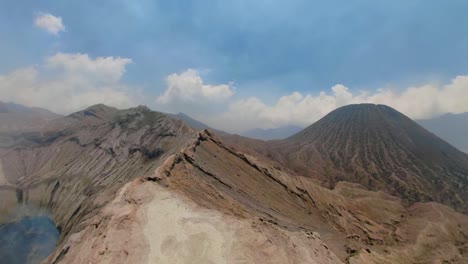 Active-volcano-with-crater-Bromo,-Jawa,-Indonesia