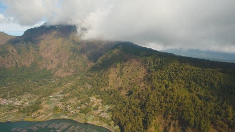 Lago-Batur.-Bali,-Indonesia