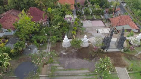 Buddhist-temple-on-the-island-of-Bali