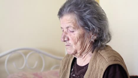 Unhealthy-old-woman-get-support-for-eating,-feed-by-daughter