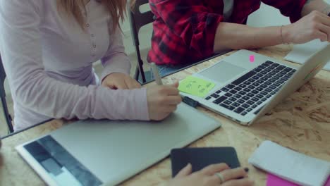 small-business-team-working-in-the-startup-office