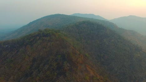 Incendios-forestales-en-la-montaña-hasta-la-mañana