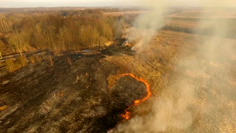 Aerial:-Spring-wildfire-in-droughty-weather