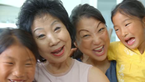 Slow-Motion-Shot-Of-Extended-Female-Family-Group-Portrait