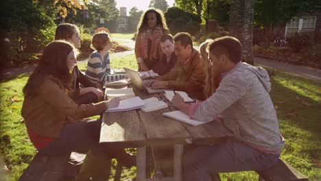 College-students-meeting-outdoors