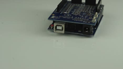 Nahaufnahme-des-Arduino-Board.-Nur-zur-redaktionellen-Verwendung.