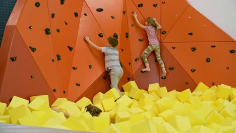 Children-Using-Artificial-Climbing-Wall