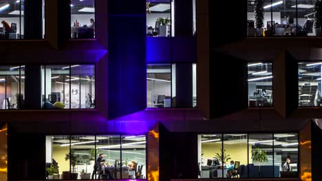 creative-office-workers-in-the-end-of-working-day-time-lapse