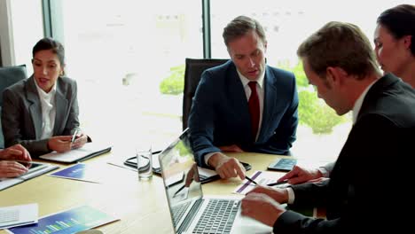 Business-team-during-meeting