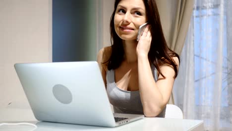 Woman-Talking-on-Phone,-Attending-Phone-Call