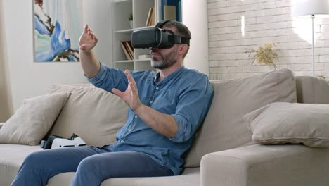 Bearded-Man-Working-in-VR-Headset