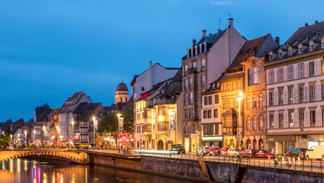 Strasbourg-Half-Timber-House-city-skyline-day-to-night-timelapse,-Strasbourg,-France-4K-Time-lapse