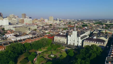 St.-Louis-Cathedral-New-Orleans-Antenne