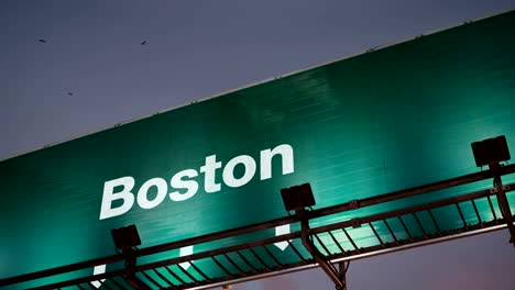 Airplane-Landing-Boston-during-a-wonderful-sunrise