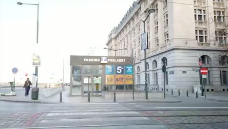 Timelapse-auf-den-Straßen-der-Stadt-Brüssel