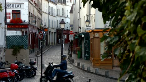 El-pueblo-de-Montmartre,-París