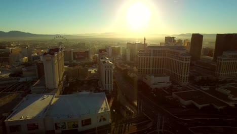 Las-Vegas-Strip,-Sonnenaufgang-Luftbild-der-Stadt