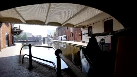 Canal-Boat-Exiting-a-Tunnel