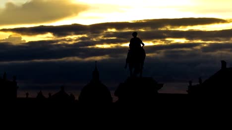 Copenhagen-Denmark-Amalienborg-Palace-and-cloudy-sunset