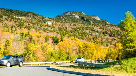 Recreational-Vehicles-Driving-Past-Grandfather-Mountain-on-Blue-Ridge-Parkway