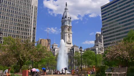 Vereinigte-Staaten-Sommer-Sonne-leicht-Philadelphia-Stadt-Halle-Blick-auf-den-Brunnen-4-k,-Pennsylvania