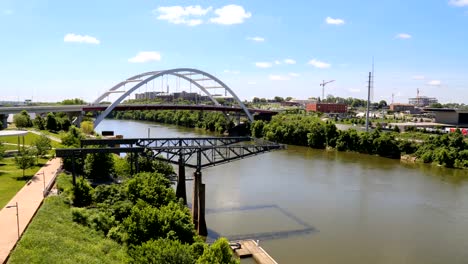 Bridge-Over-Cumberland-River