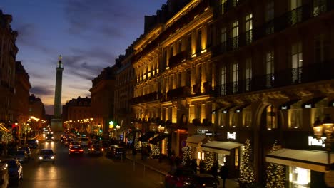 iluminación-nocturna-de-Francia-panorama-de-pov-calle-Paseo-París-Double-Decker-bus-4k