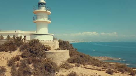 Leuchtturm-Alicante-Strand-Drohne-Antenne-4k