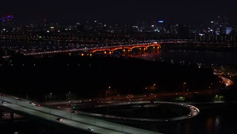 Vista-aérea-Skyline-de-la-ciudad-de-Seoul-en-Seúl,-Corea-del-sur